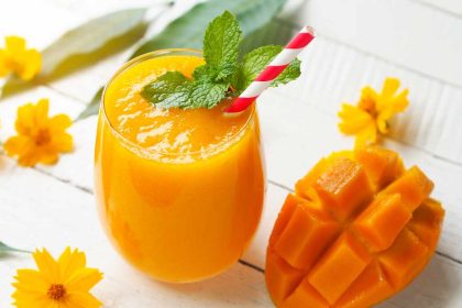 Skinny Fit Peach Mango Smoothie Recipe
