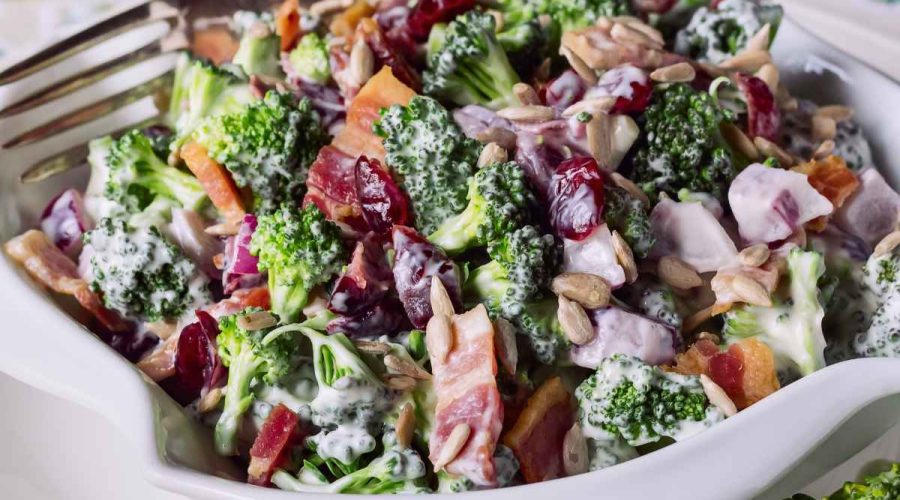 Skinny broccoli salad