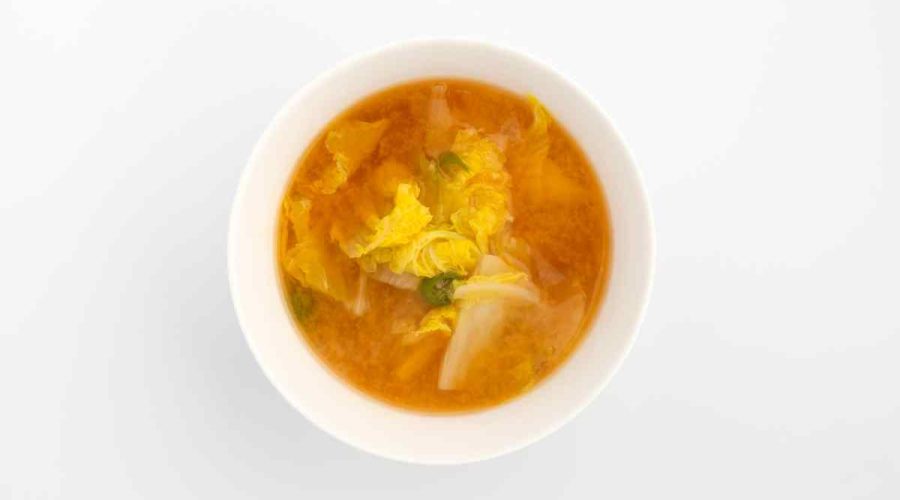 A Detox Cabbage Soup That Actually Taste Good!