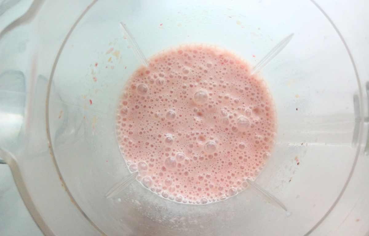 How To Make Healthy Tangerine Strawberry Banana Smoothie In Blender