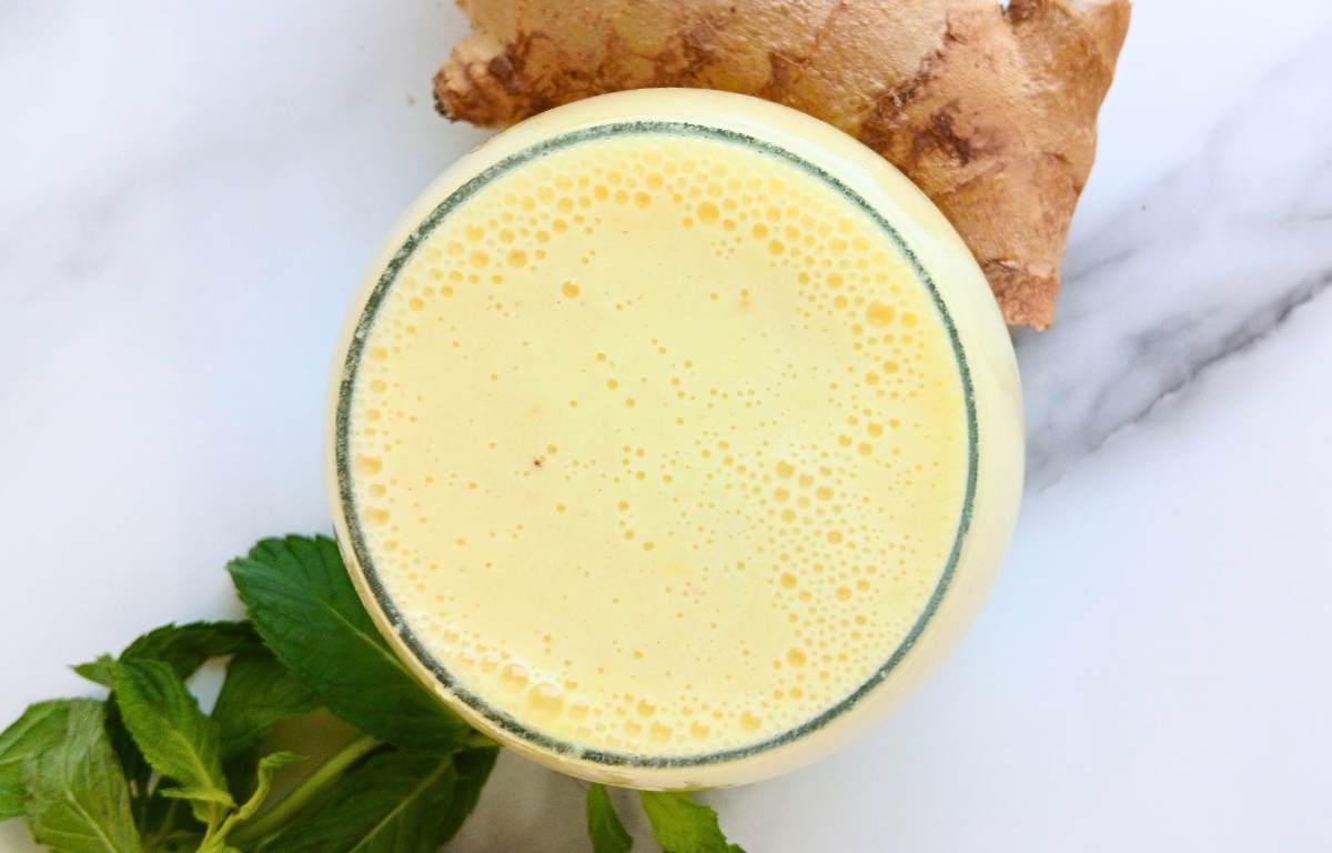 ginger pineapple smoothie