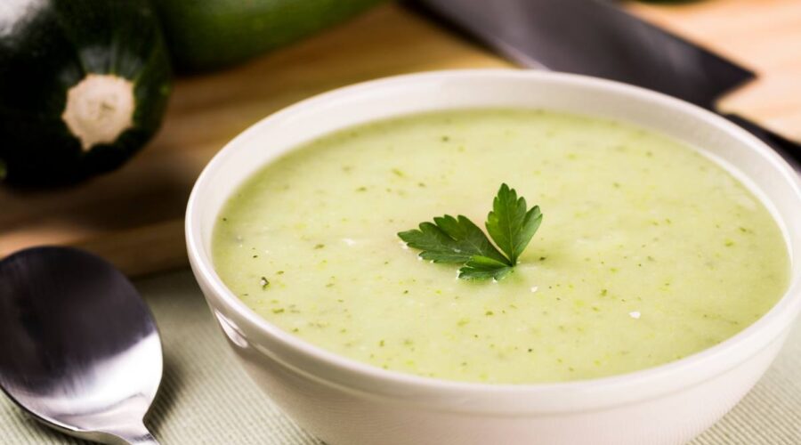 Healthy Cabbage And Zucchini Soup