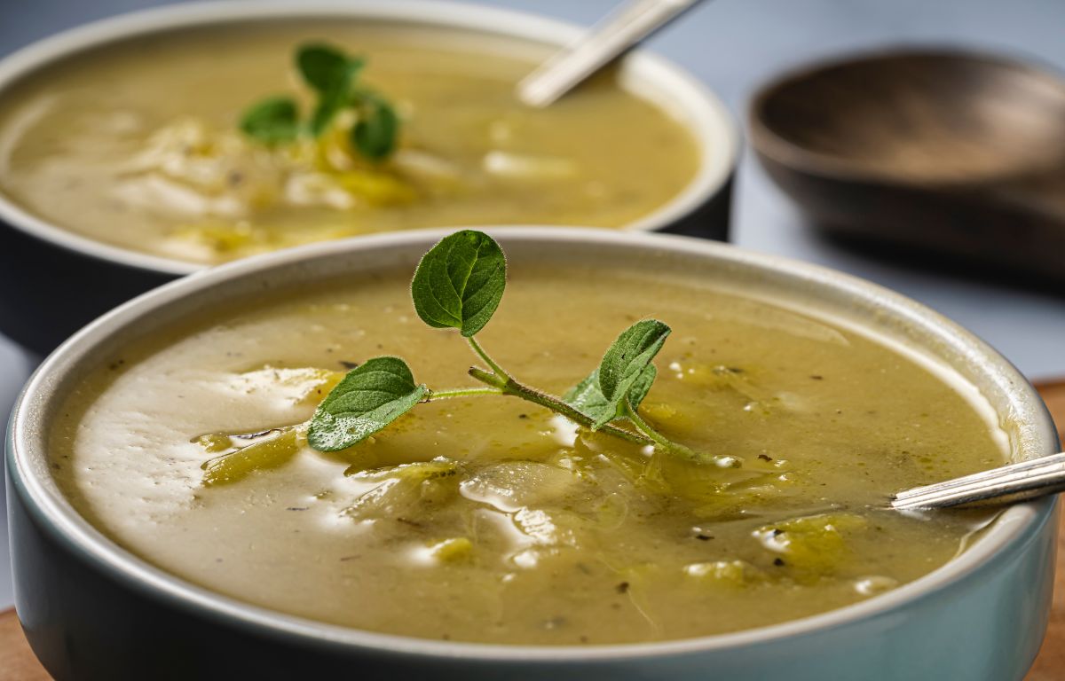 Leek And Zucchini Soup