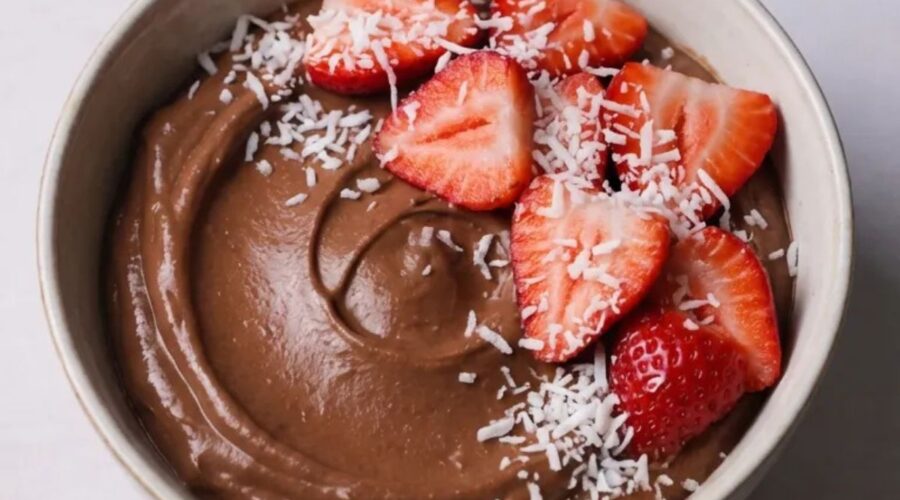 Low Calorie Avocado Banana Mousse