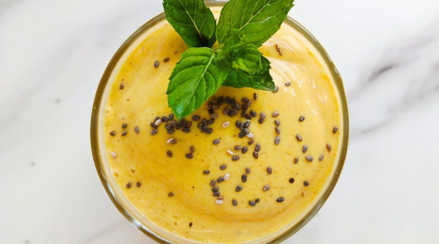 Mango Turmeric Smoothie For Inflammation
