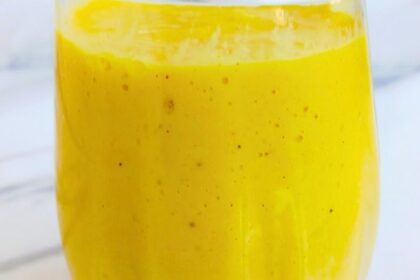Mango Banana Turmeric Smoothie