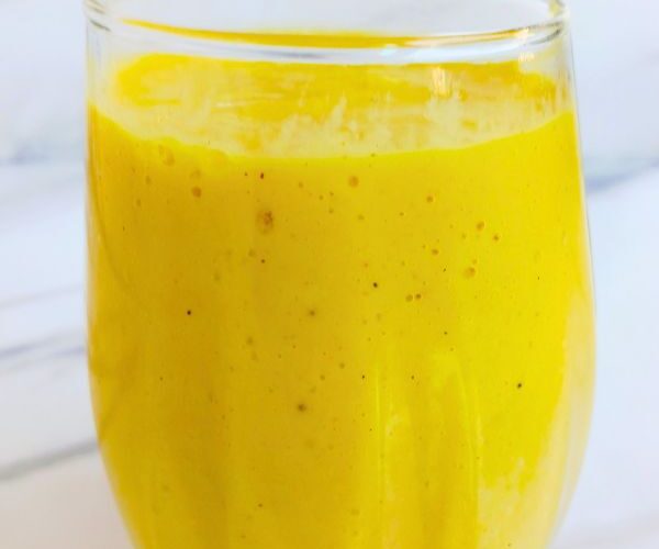 Mango Banana Turmeric Smoothie